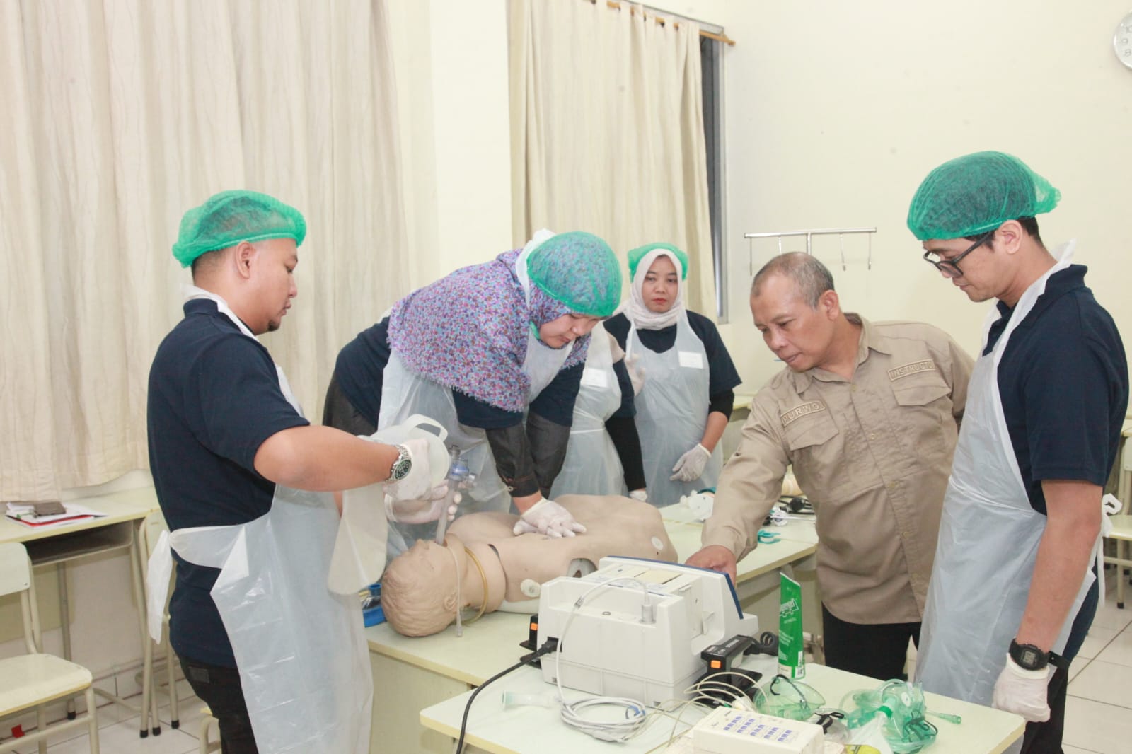 Pelatihan BTCLS, Rumah Sakit Mata Cicendo Bandung bersama PT. Inovasi Pelatihan Kesehatan Mandiri