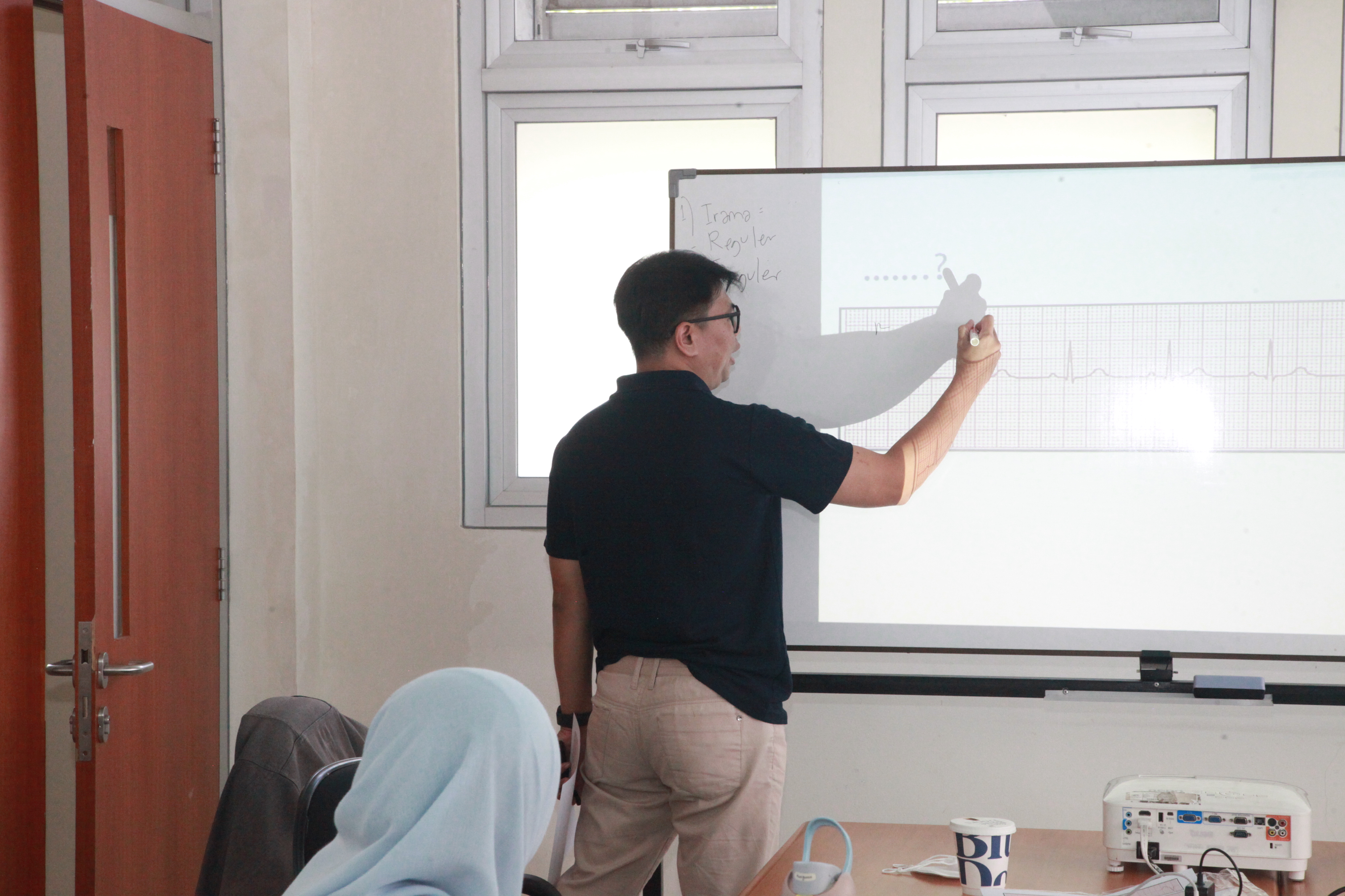Pelatihan BTCLS, Rumah Sakit Mata Cicendo Bandung bersama PT. Inovasi Pelatihan Kesehatan Mandiri